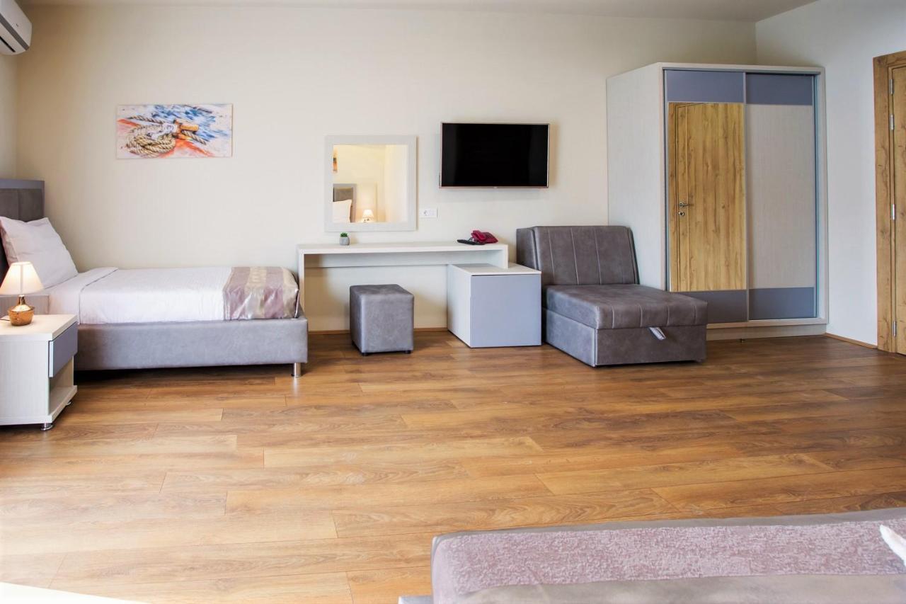 Hotel Olimpija Plus แฮร์เซ็ก-โนวี ภายนอก รูปภาพ
