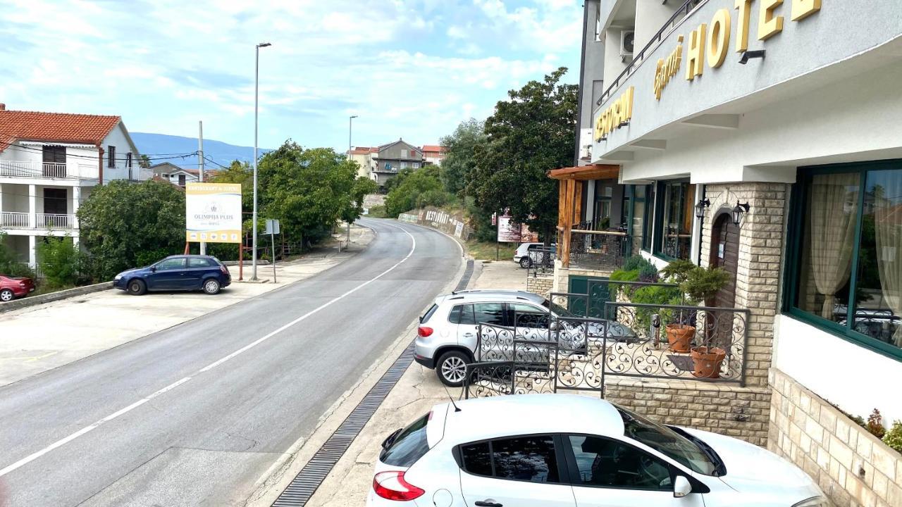 Hotel Olimpija Plus แฮร์เซ็ก-โนวี ภายนอก รูปภาพ