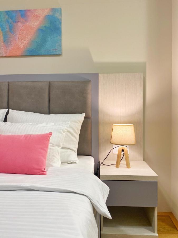 Hotel Olimpija Plus แฮร์เซ็ก-โนวี ภายนอก รูปภาพ