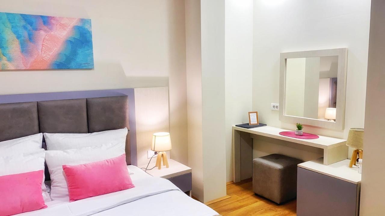 Hotel Olimpija Plus แฮร์เซ็ก-โนวี ภายนอก รูปภาพ