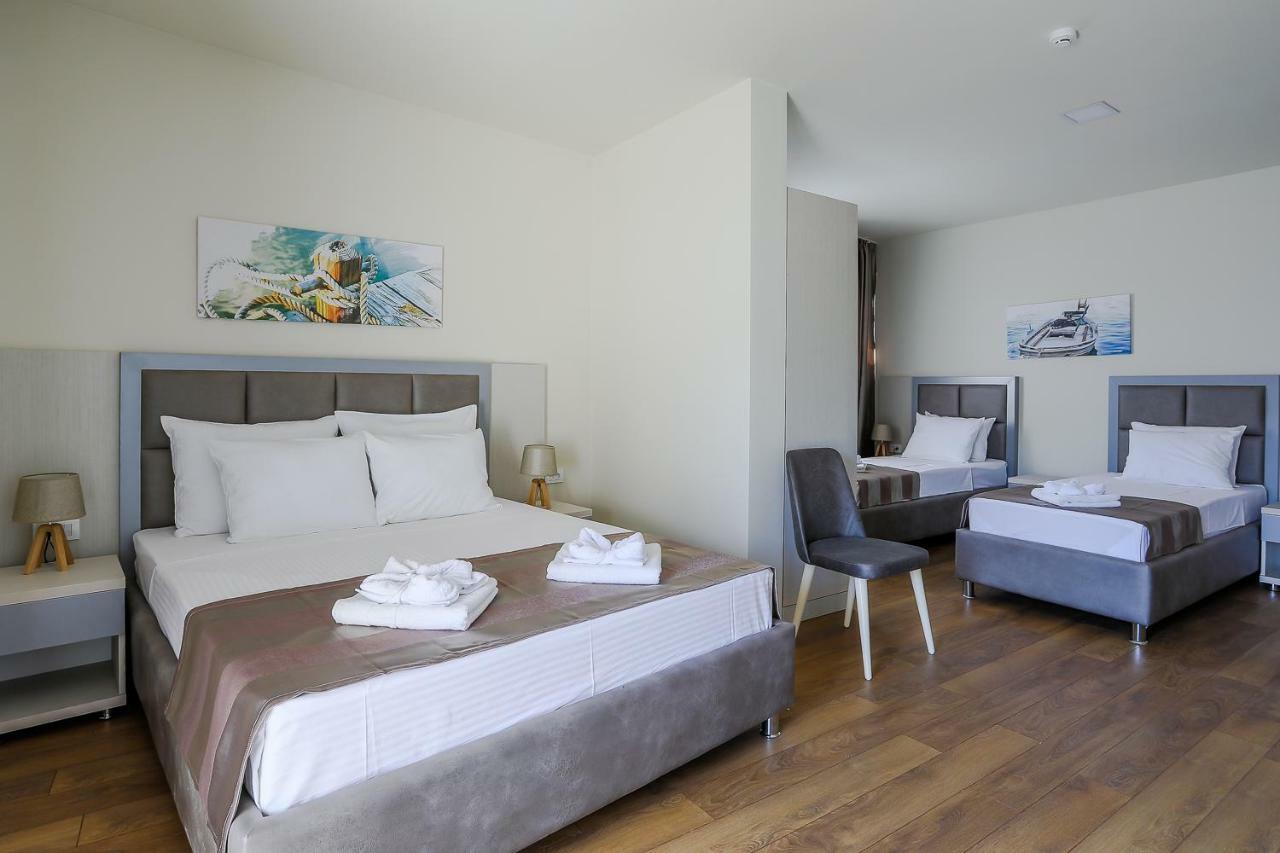 Hotel Olimpija Plus แฮร์เซ็ก-โนวี ภายนอก รูปภาพ
