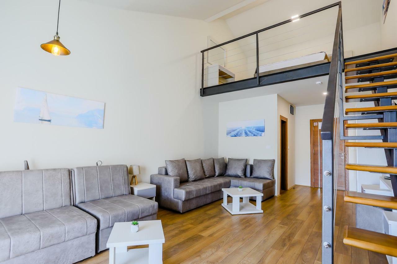 Hotel Olimpija Plus แฮร์เซ็ก-โนวี ภายนอก รูปภาพ